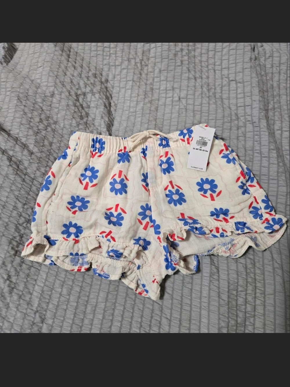 Old Navy Cream Shorts with Blue and Red Floral Print NWT